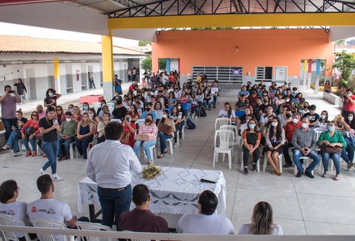 Solenidade conexao mundo projeto intercambio foto divulgacao secretaria de estado da educacao