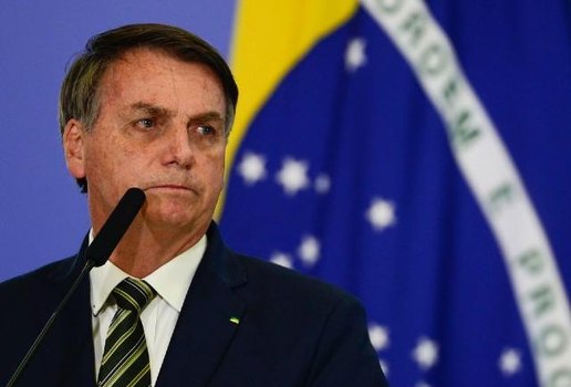 Bolsonaro criticou novamente o uso de máscaras e as medidas de combate à pandemia