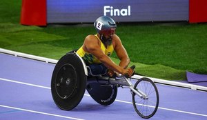 ARIOSVALDO FERNANDES CONQUISTA MEDALHA DE BRONZE