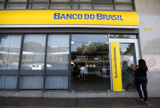 Confira o edital do concurso do Banco do Brasil