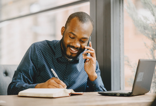 O trabalho exige cuidado com certos hábitos (Imagem: prostooleh | Freepik)