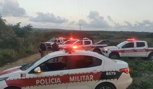 PM realiza cerco em mata e detém cinco envolvidos em briga entre facções no Litoral Sul da PB PMPB viatura