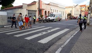 Faixa de pedestre no bairro de Tambiá, em João Pessoa.