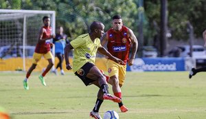 Botafogo realiza jogo treino no CT