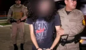 Falso professor de canto e preso por dar bebida com semen a alunas