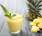 Vitamina de abacaxi (Imagem: denio190 | Shutterstock)
