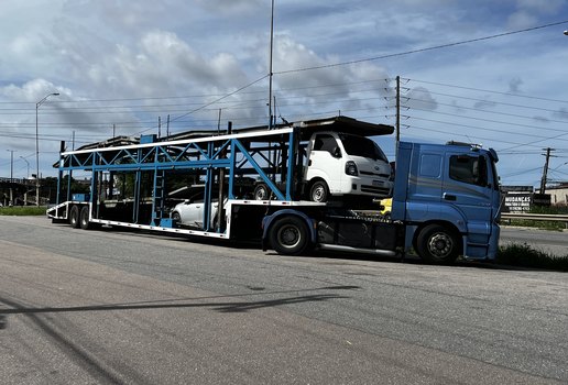 Os veículos seriam transportados para São Paulo