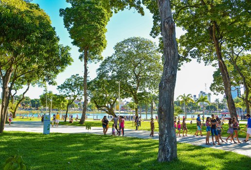 Parque da Lagoa, no Centro de João Pessoa, é uma das opções para aproveitar o dia