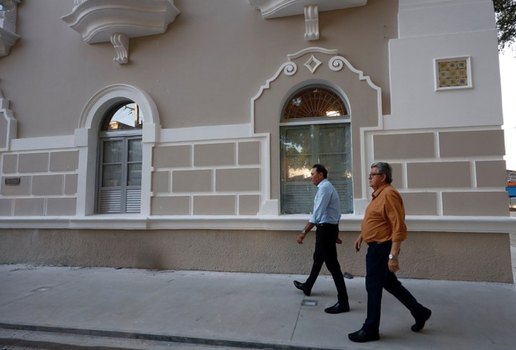 99480a30 2bd8 4d46 8fd3 ed3d1e9a8ffc