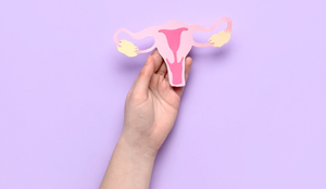 "Setembro Flor" reforça a importância da prevenção e do diagnóstico dos tumores que afetam o sistema reprodutivo feminino (Imagem: Pixel-Shot | Shutterstock)