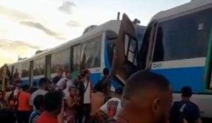 Acidente envolvendo dois trens em João Pessoa