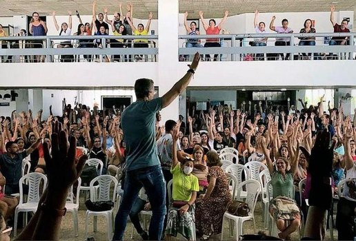 Professores da rede municipal de Campina Grande suspendem greve