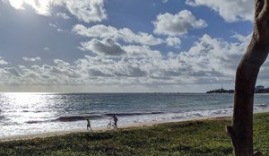 Quem pretende visitar as praias do litoral do estado deve ficar atento aos cuidados contra a Covid-19.