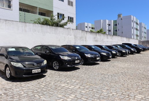 16 04 2025 Carros Leilao fotos ernane gomes 1