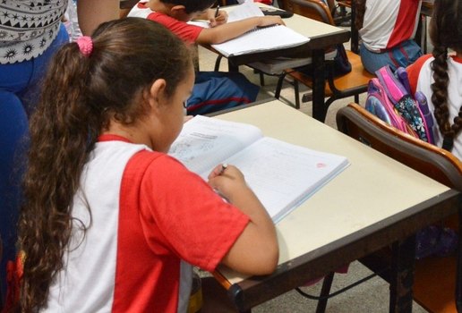 Novas remessas de uniforme devem ser entregues até agosto