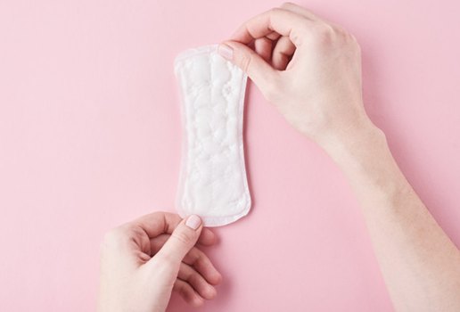 Absorventes serão distribuídos à população