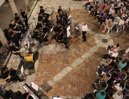 Coordenadora do Viva o Centro com Musica convida para Concerto de Natal