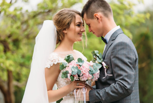 A numerologia pode te ajudar a escolher a melhor data para se casar (Imagem: Nadiia Zhupanik | Shutterstock)