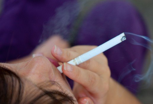 Qual é a relação entre rinite, sinusite e cigarro?