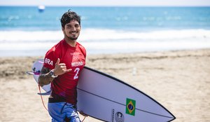 Surfe terá Silvana, Medina e Ítalo nas quartas de finais