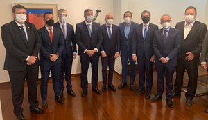 Prefeito de João Pessoa se reúne com presidente da Câmara Federal e ministros